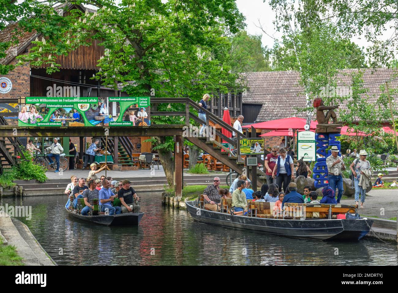 Boat trip, Lehder Fliess, Lehde, Luebbenau, Spreewald, Brandenburg