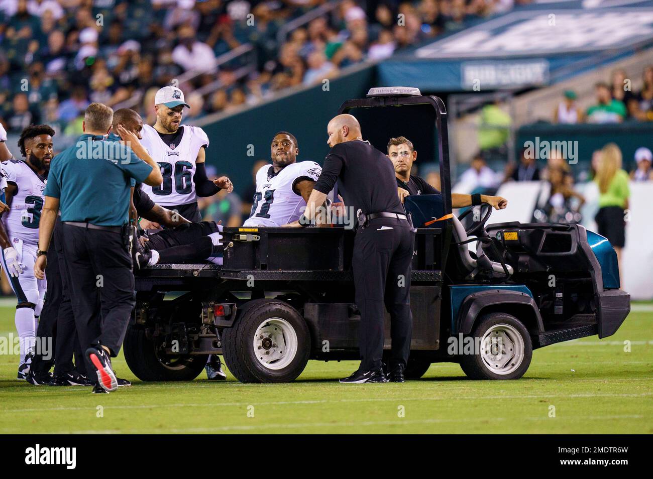 Philadelphia Eagles tight end Zach Ertz catches the ball during practice at  NFL football training camp, Thursday, Aug. 5, 2021, in Philadelphia. (AP  Photo/Chris Szagola Stock Photo - Alamy