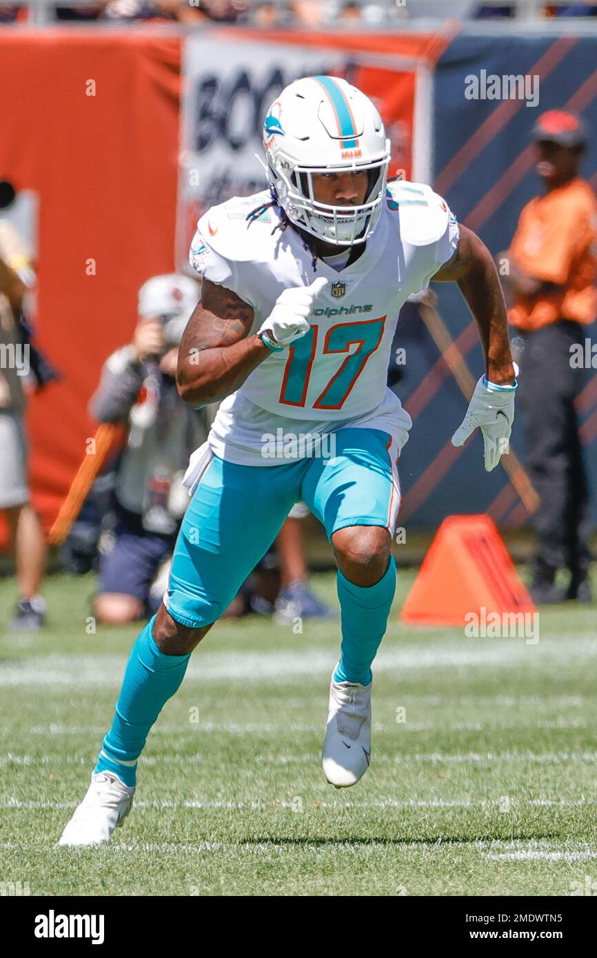 Miami Dolphins wide receiver Jaylen Waddle (17) in action during