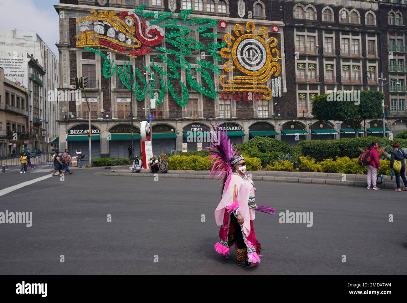 A Mexican dancer arrives for a ceremony to commemorate the 500th ...