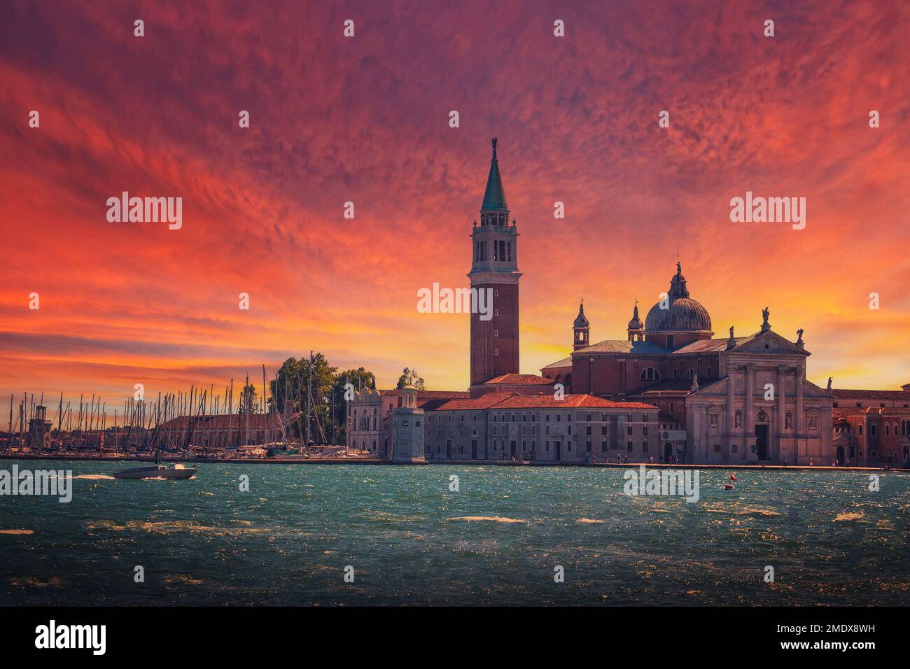 Ponte della academia venice hi-res stock photography and images - Alamy