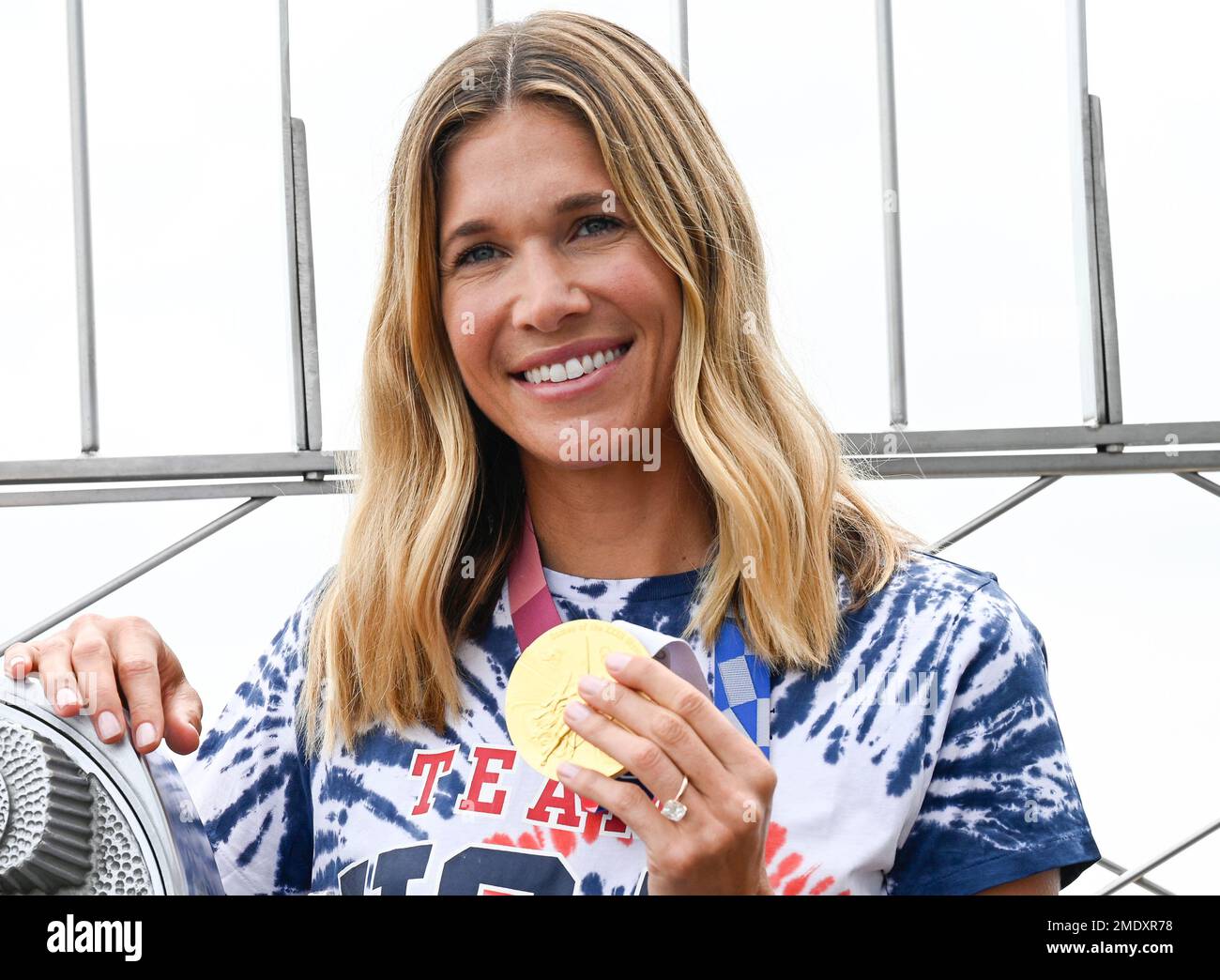 Beach Vollyball Olympic Gold Medalist Alix Klineman Poses For The Media ...