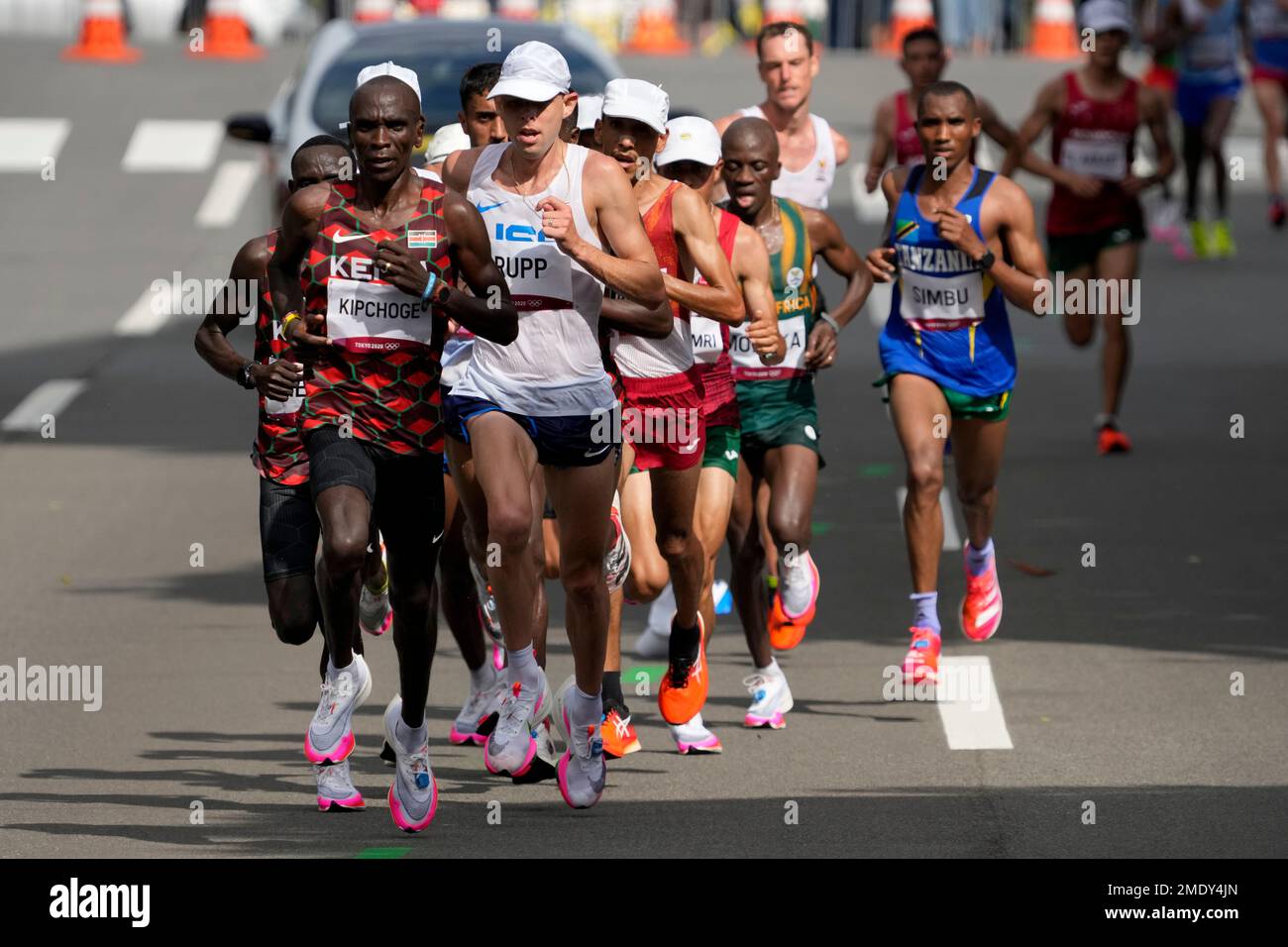 eliud kipchoge shoes olympics 2021
