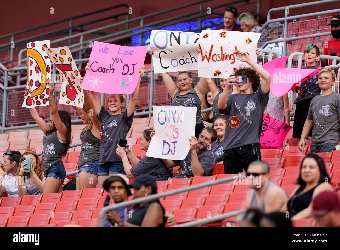Fans cheer during a Washington Football Team NFL practice at FedEx ...