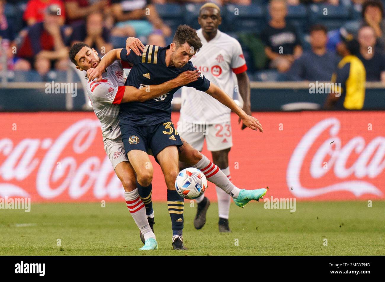 Philadelphia Union Sign Midfielder Leon Flach