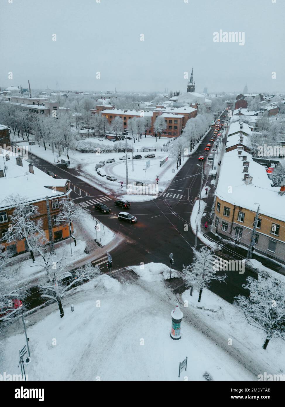 Vertical shot road covered hi-res stock photography and images - Alamy