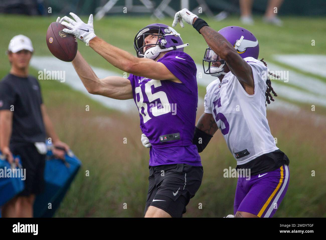 Vikings to elevate Tye Smith for Monday Night Football; Chisena