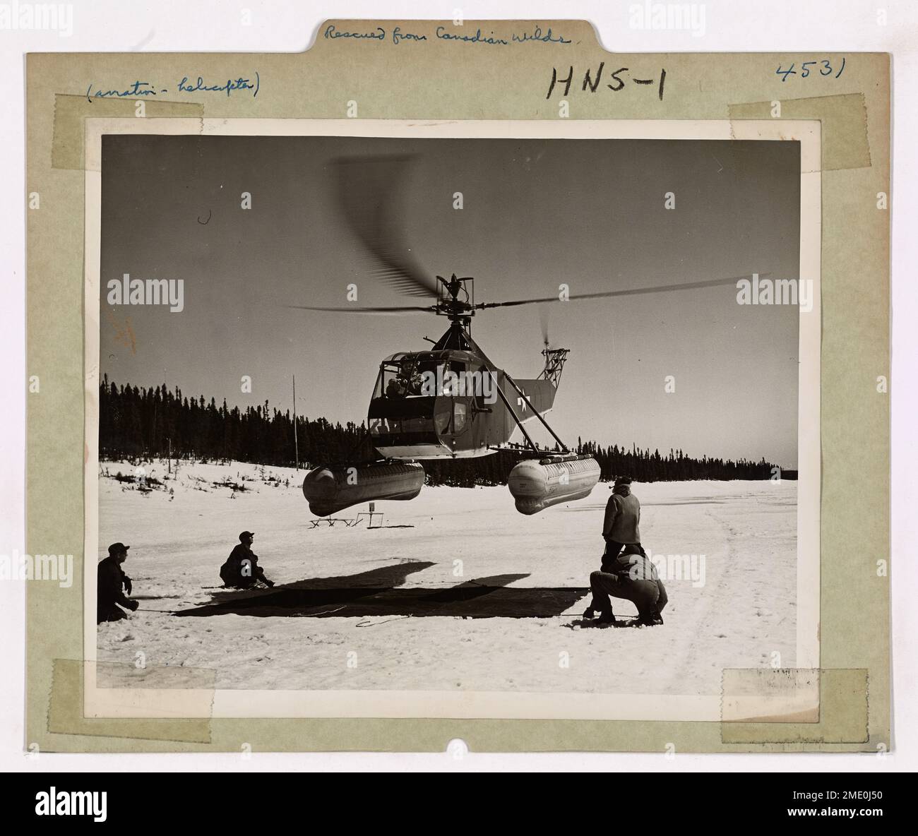 Canadian arctic plane crash hi-res stock photography and images - Alamy