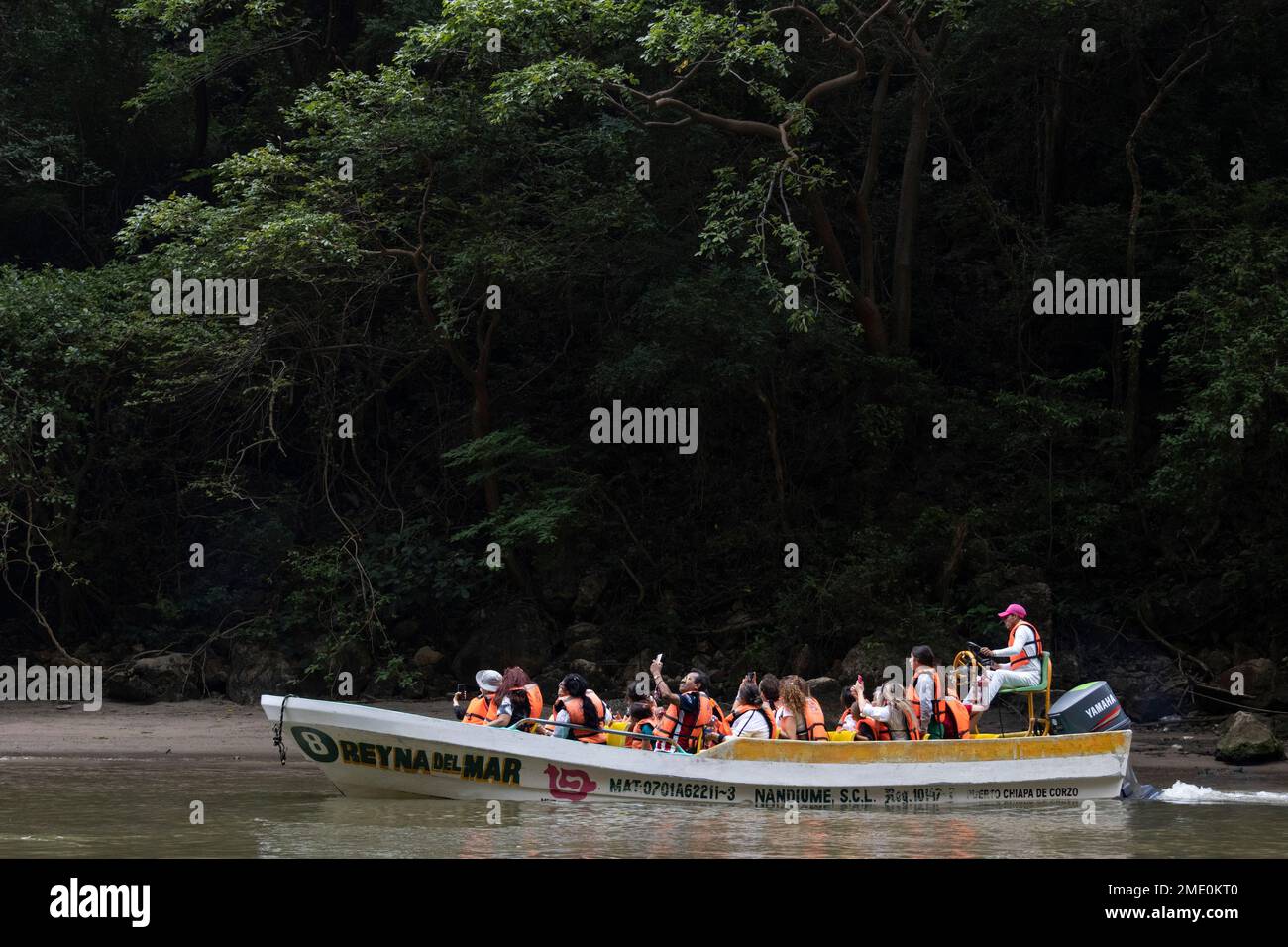 Speedboat with tourists, Sumidero Canyon near Chiapa de Corzo, Chiapas, Mexico, North America, America Stock Photo