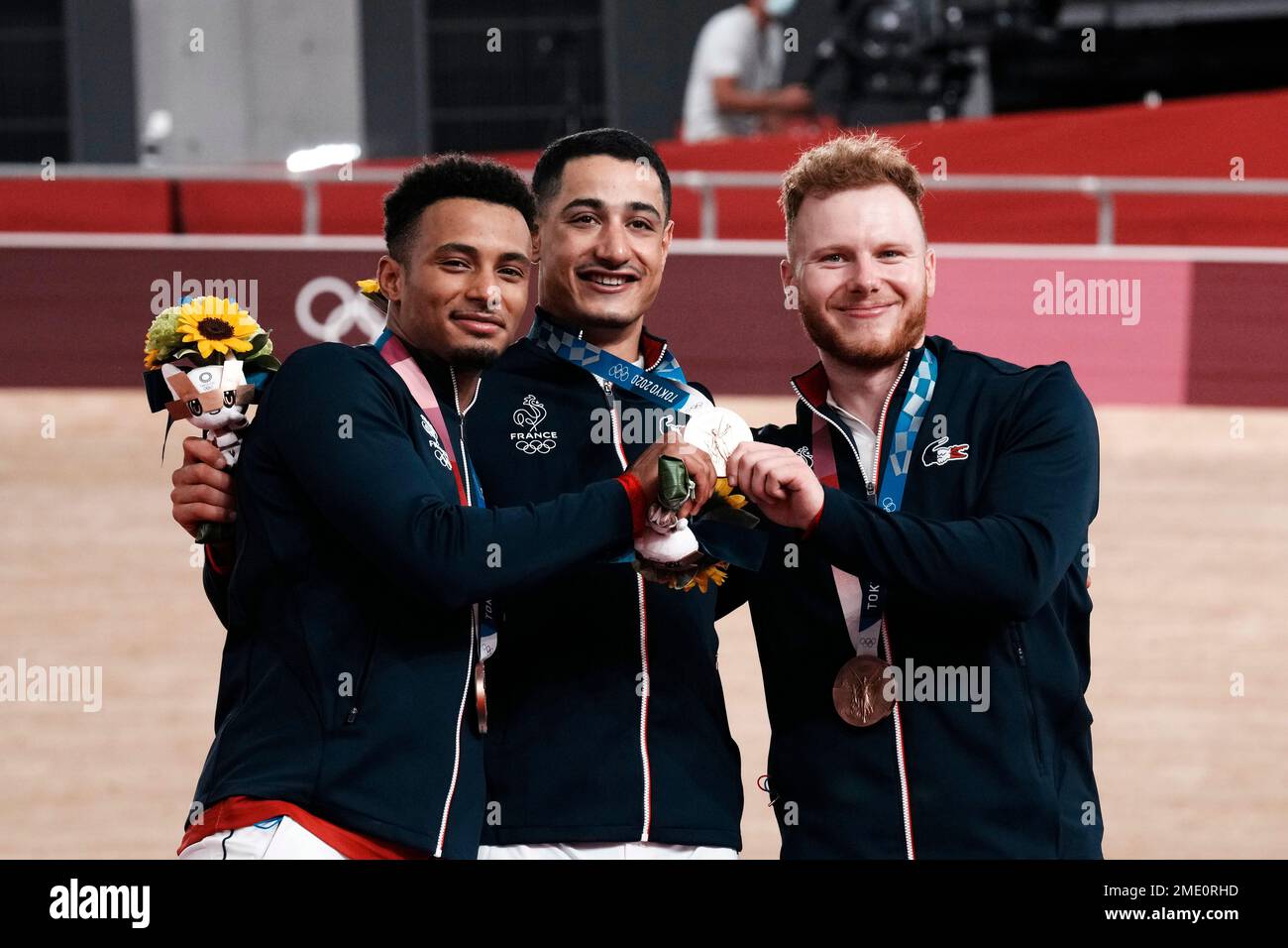 Wong Chun-ho and Brother Wong Chun-yiu Make History with First-Ever Asian Games Men's Track Cycling Bronze