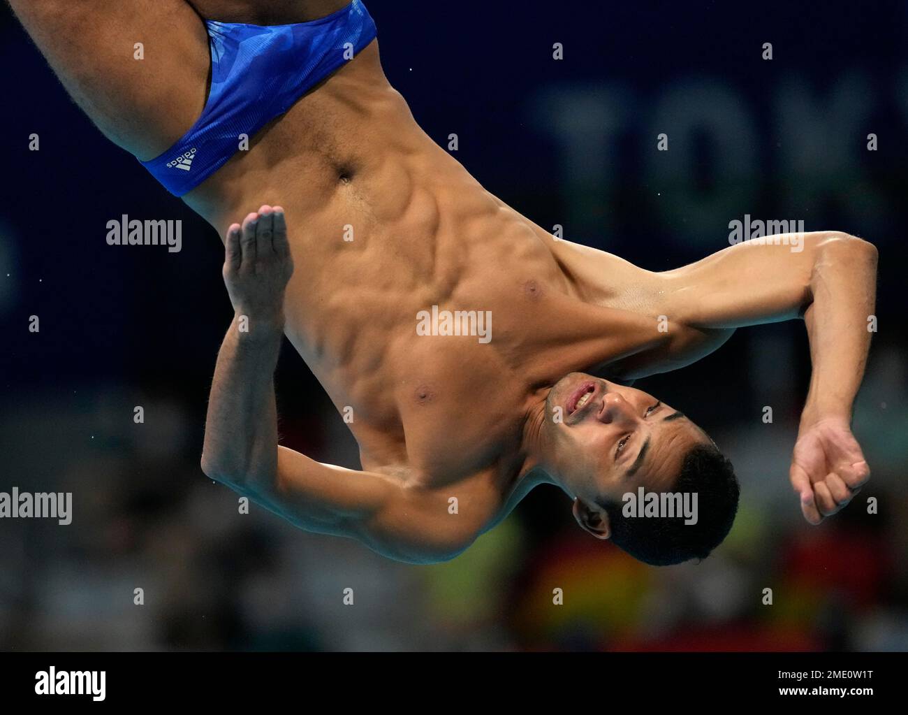 Anal juda qalin dick Busty gozallar hammomda yashirin kamera