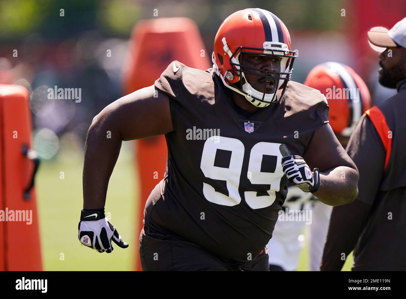 Cleveland Browns defensive linemen Andrew Billings (99