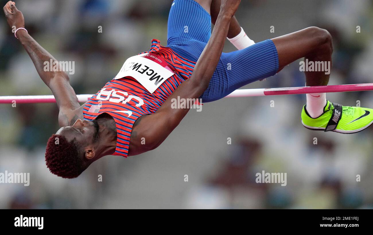 Shelby Mcewen, of United States, competes in the final of the men's