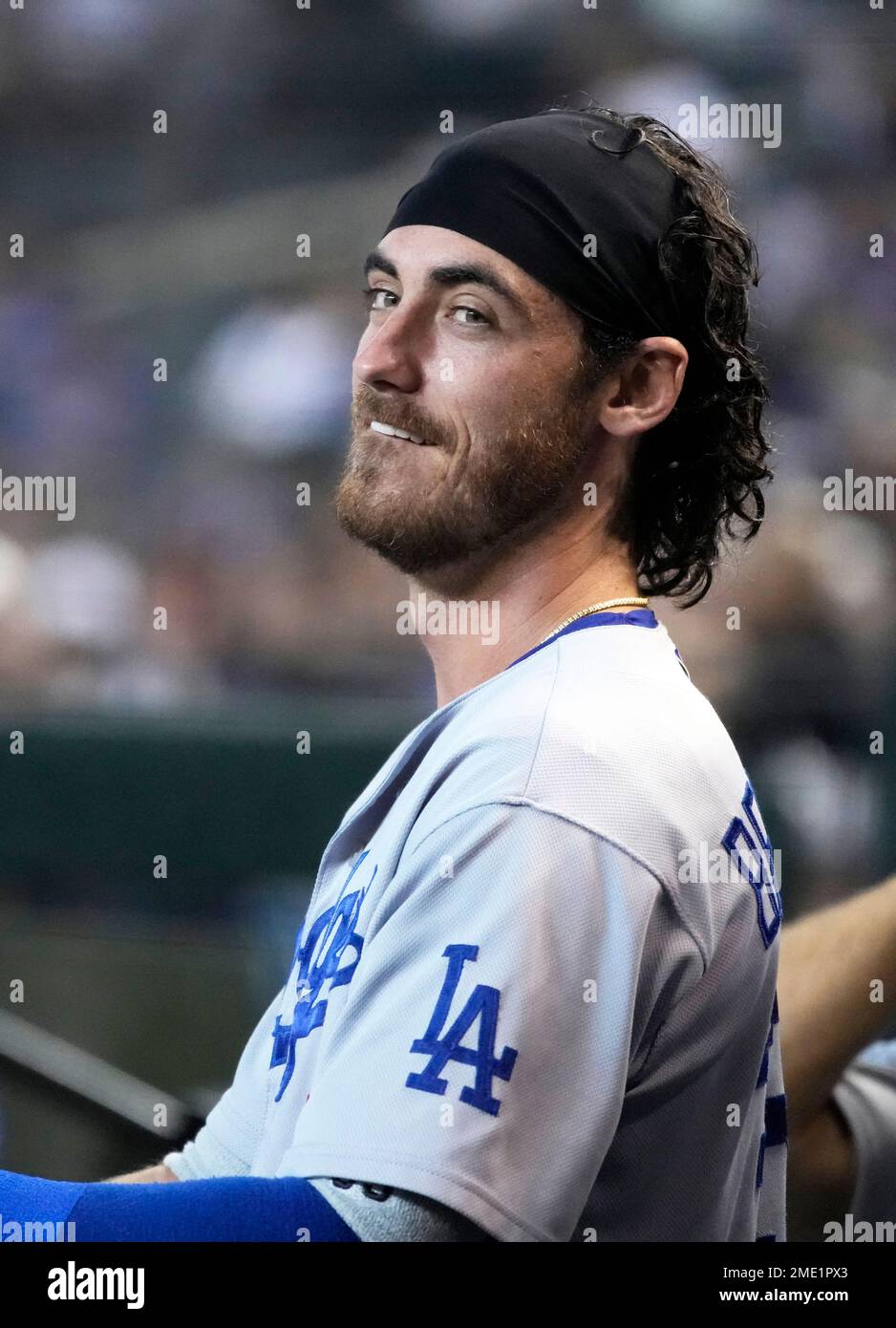 cody bellinger long hair