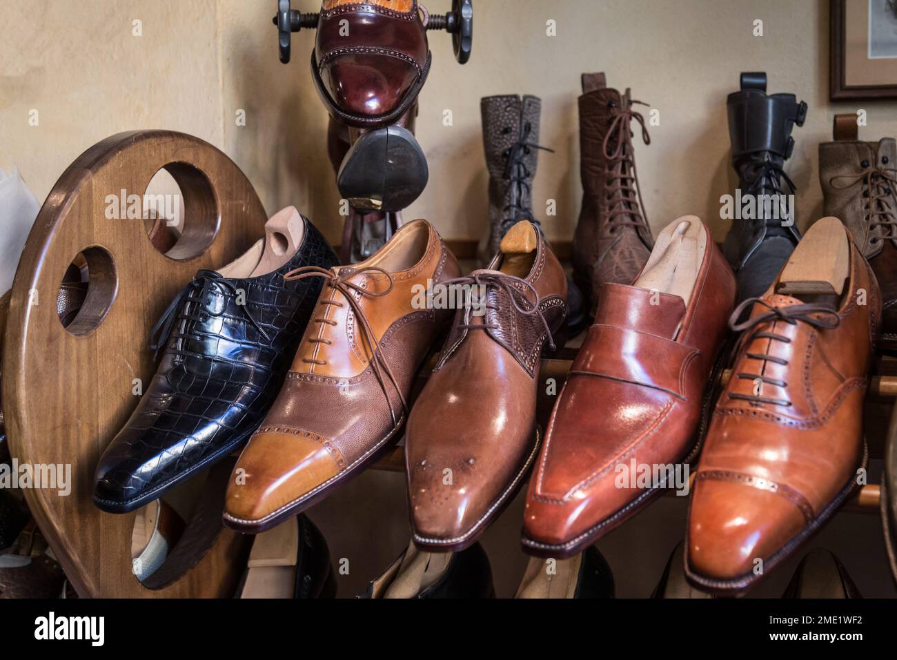 Ferragamo Leather Oxford Shoes - Farfetch