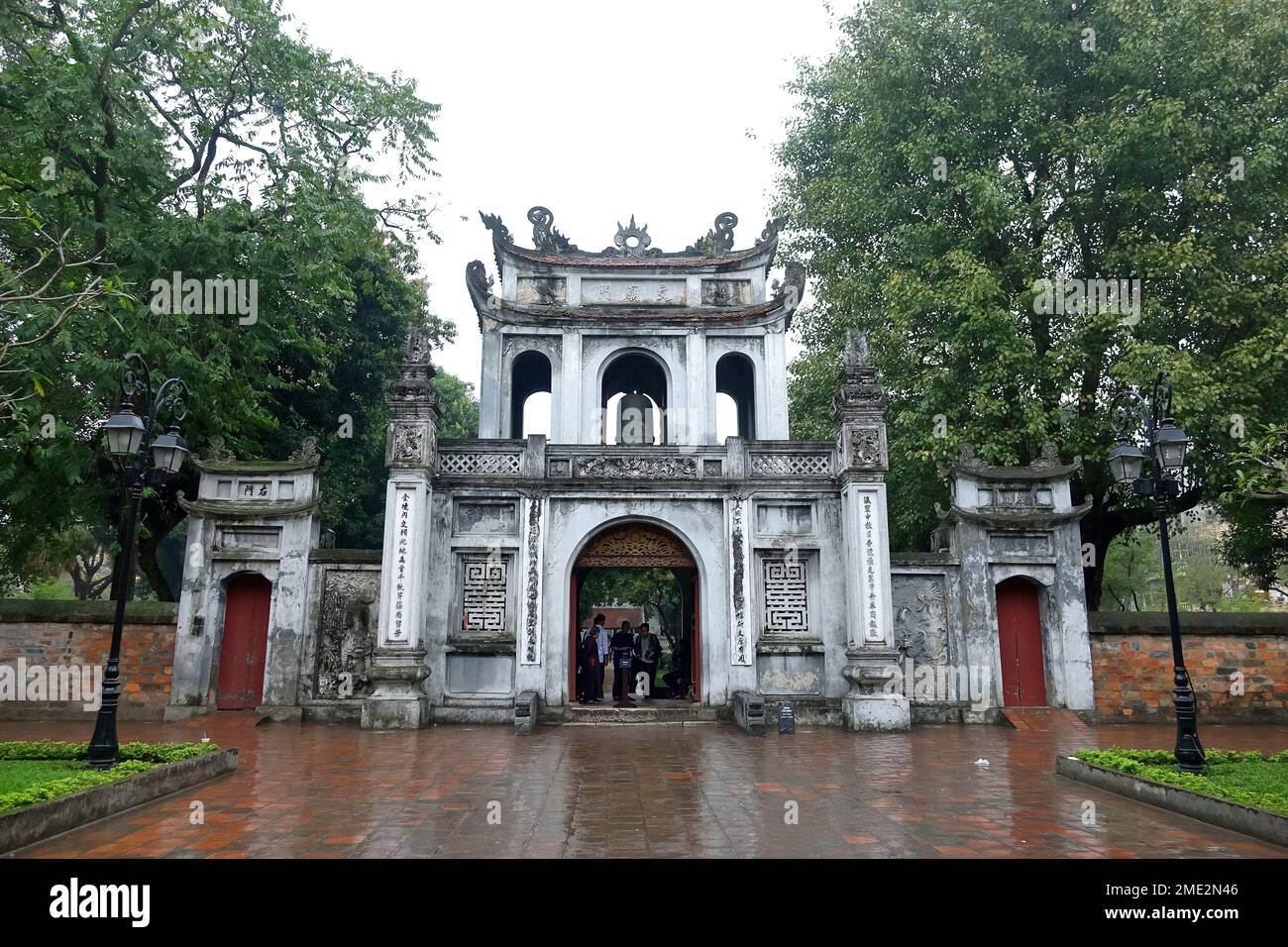 main gate, Temple of Literature or Temple of Culture, Văn Miếu, Hanoi ...