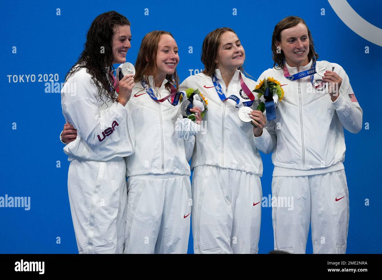 CORRECTS NAMES LEDECKY AND SCHMITT Silver medal winners from the(02)