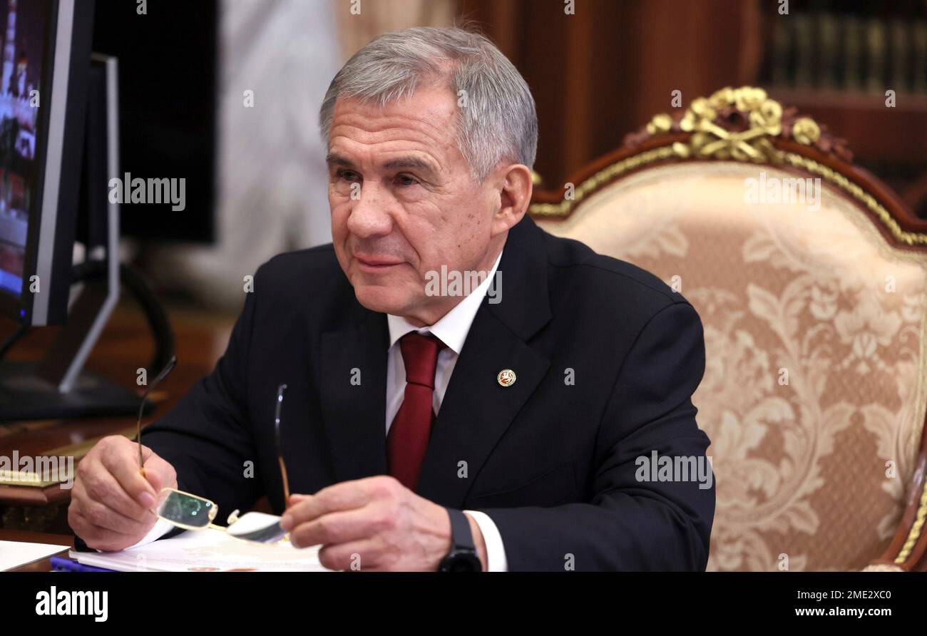 Moscow, Russia. 23rd Jan, 2023. Tatarstan leader Rustam Minnikhanov during a face-to-face meeting with Russian President Vladimir Putin at the Kremlin, January 23, 2023 in Moscow, Russia. Credit: Mikhail Klimentyev/Kremlin Pool/Alamy Live News Stock Photo