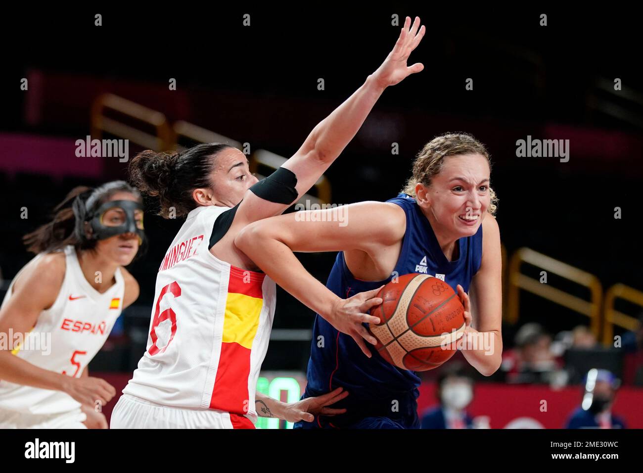 Serbia's Aleksandra Crvendakic drives to the basket past Spain's Silvia ...