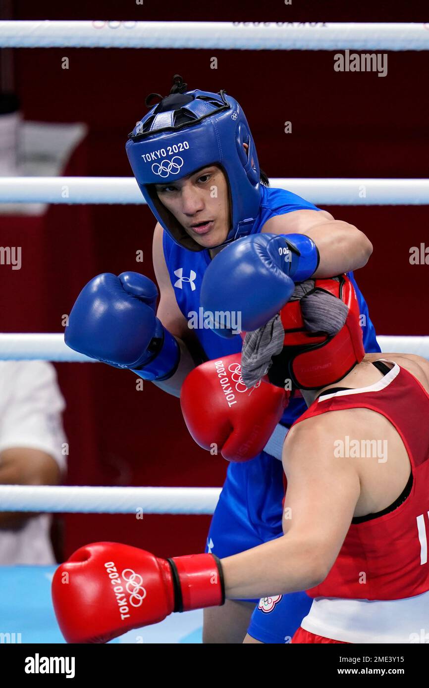 NienChin Chen, of Chinese Taipei, and Italy's Angela Carini, bottom