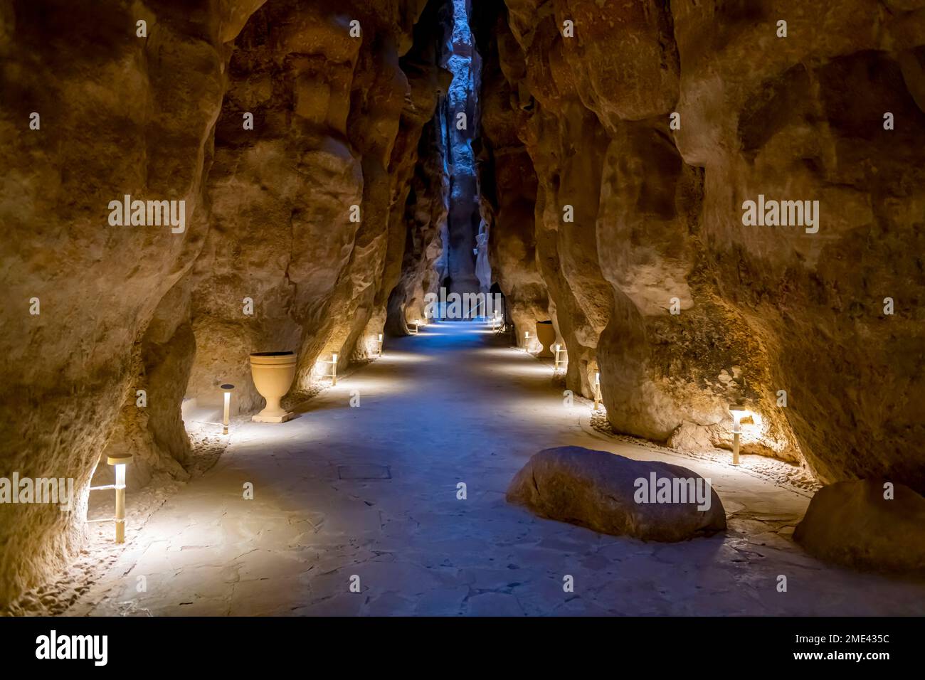 Saudi Arabia, Eastern Province, Al-Hofuf, Illuminated cave at Jabal Al-Qarah Stock Photo