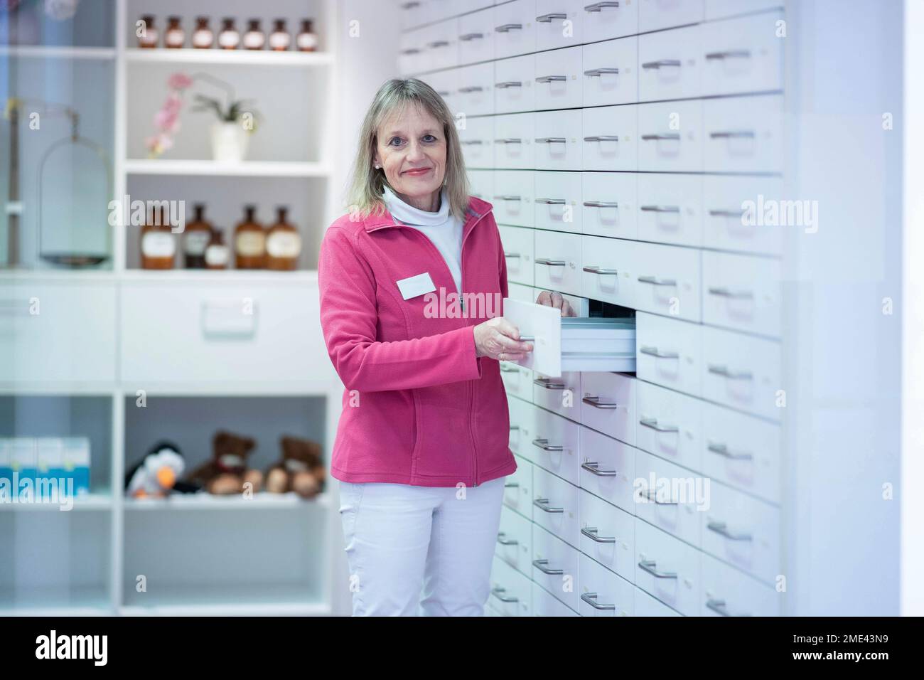 Hospital supplies storage hi-res stock photography and images - Alamy