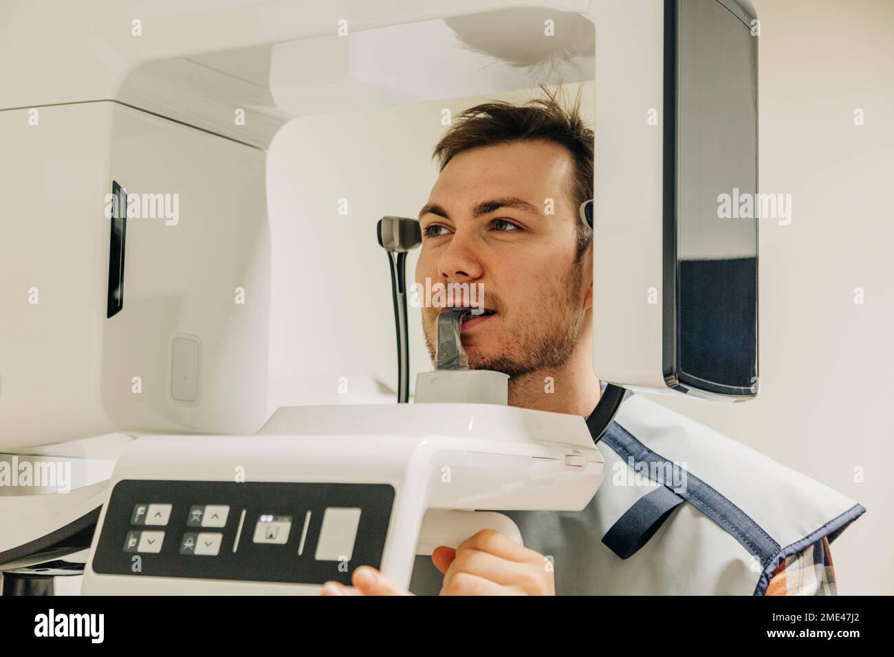 Patient having dental imaging in clinic Stock Photo Alamy