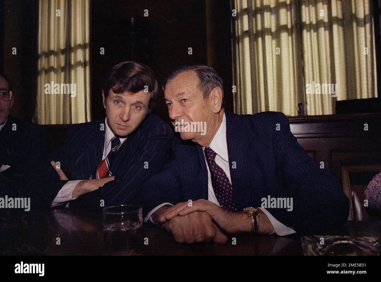 Sen. Herman Talmadge (D-Ga.), right, talks with one of his attorneys