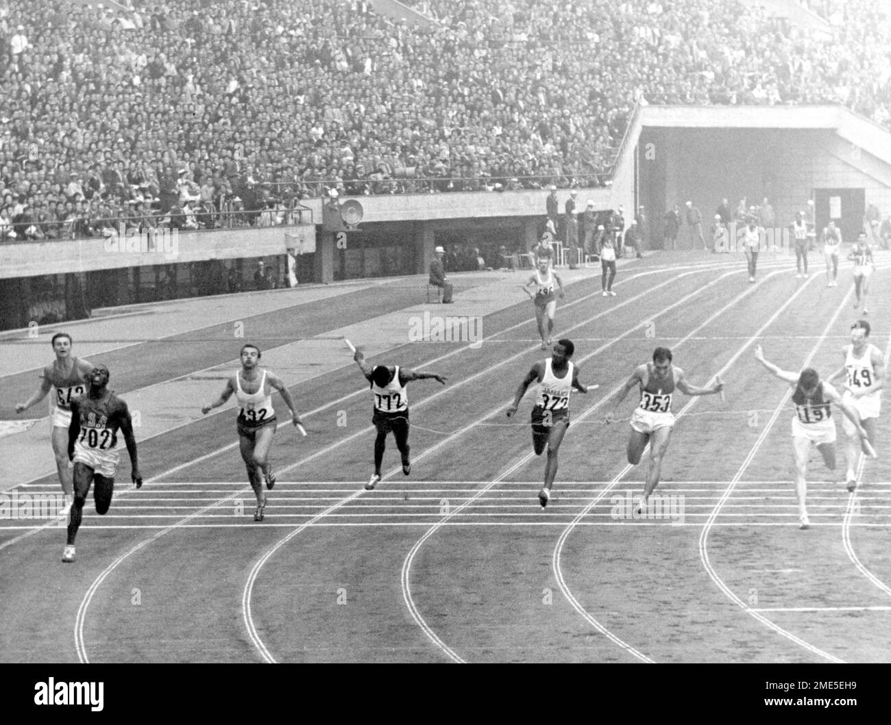 this-oct-21-1964-file-photo-shows-the-finish-scene-of-men-s-4-x100