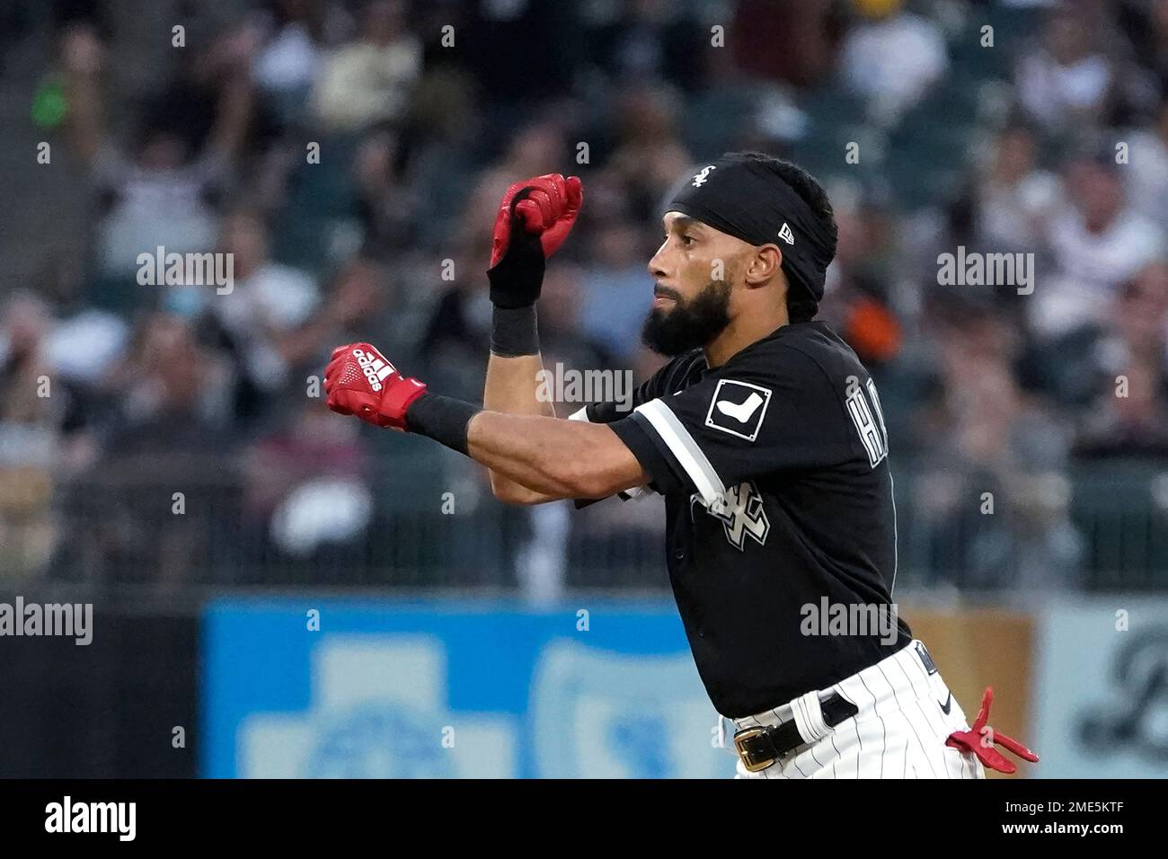 CLEVELAND, OH - JUNE 01: Chicago White Sox center fielder Billy Hamilton  (0) doubles to the wall to drive in a run during the second inning of the  Major League Baseball game