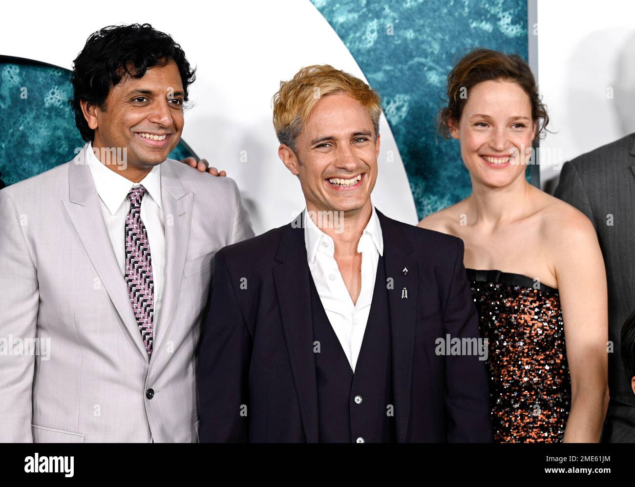 https://c8.alamy.com/comp/2ME61JM/writer-director-producer-m-night-shyamalan-left-actor-gael-garcia-bernal-and-actor-vicky-krieps-pose-together-at-the-world-premiere-of-old-at-rose-theater-at-jazz-at-lincoln-center-on-monday-july-19-2021-in-new-york-photo-by-evan-agostiniinvisionap-2ME61JM.jpg