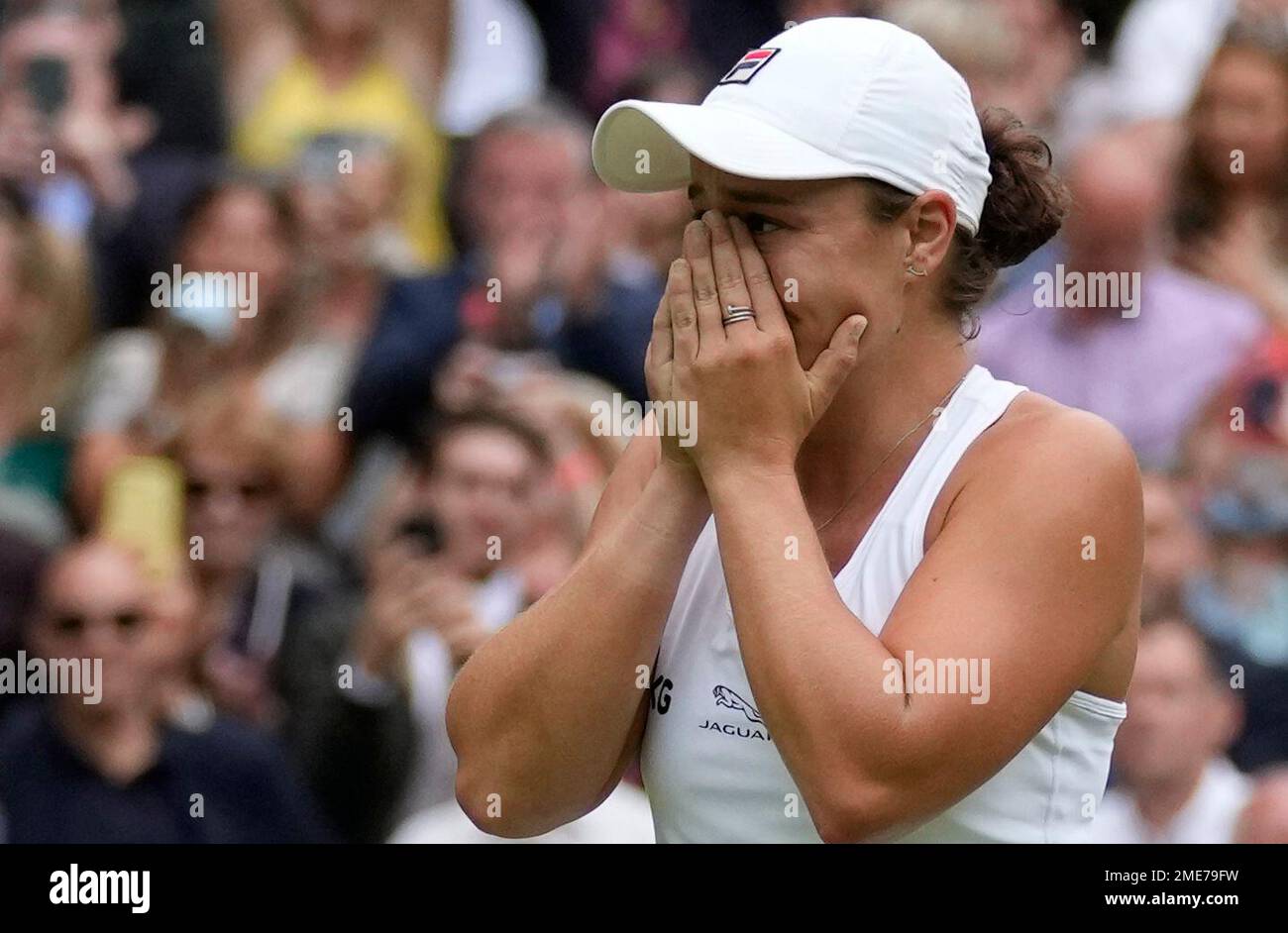 Australia's Ashleigh Barty celebrates after defeating the Czech(01)