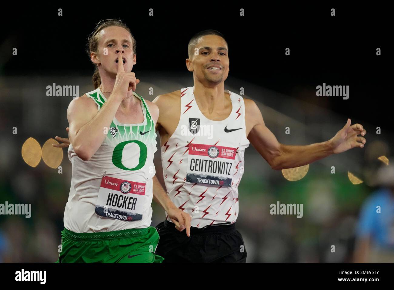 Cole Hocker celebrates after winning the final in the men's 1500meter
