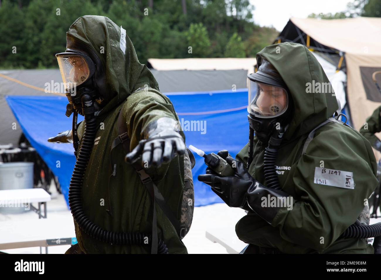 Soldiers of the 301st Chemical Company (CERFP) conduct search and