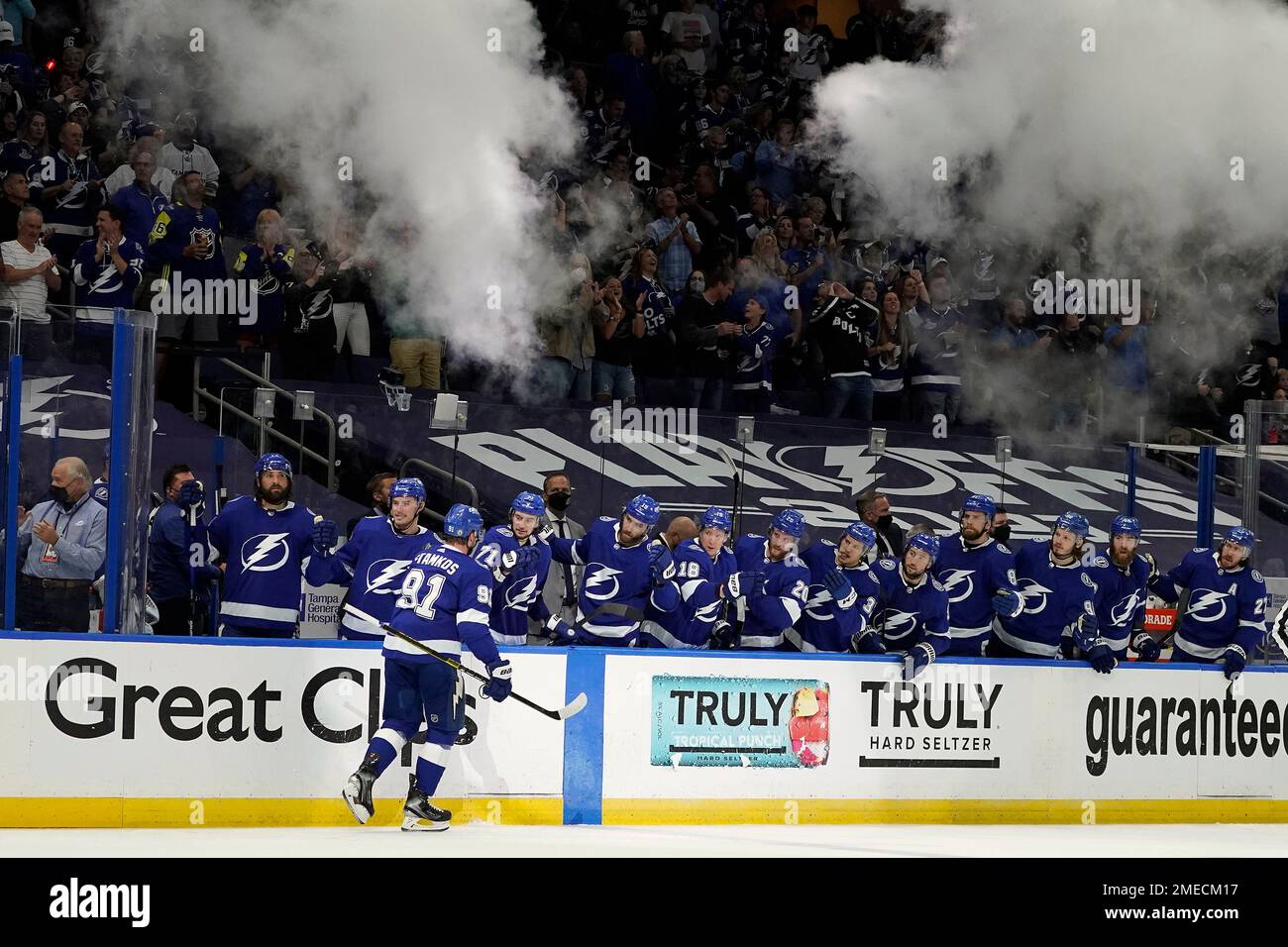 Tampa Bay Lightning center Steven Stamkos (91) during the NHL game between  the Tampa Bay Lightning and the Carolina Hurricanes at the PNC Arena Stock  Photo - Alamy