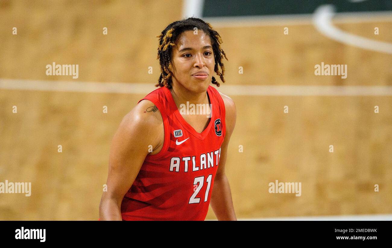 Atlanta Dream forward Tianna Hawkins (21) in action during a WNBA