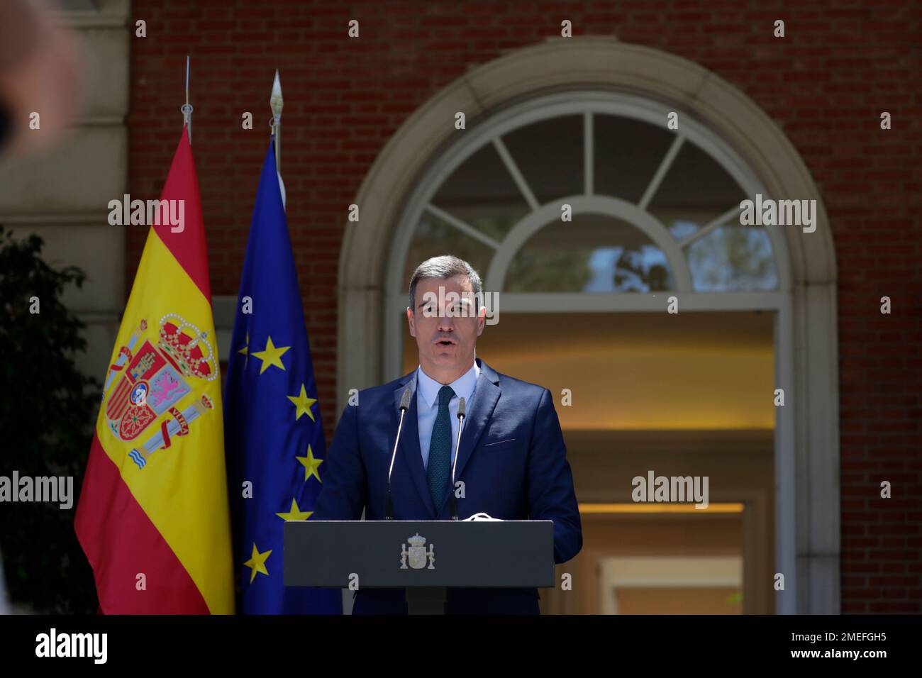 Spain's Prime Minister Pedro Sanchez makes a statement at the Moncloa