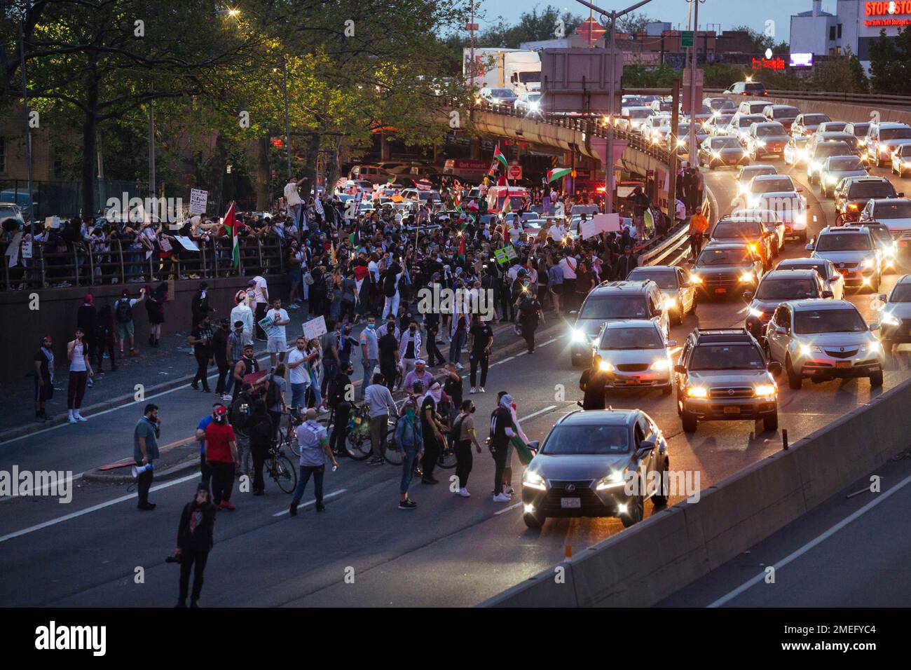 Activists supporting Palestine block traffic on Interstate 278 Saturday ...