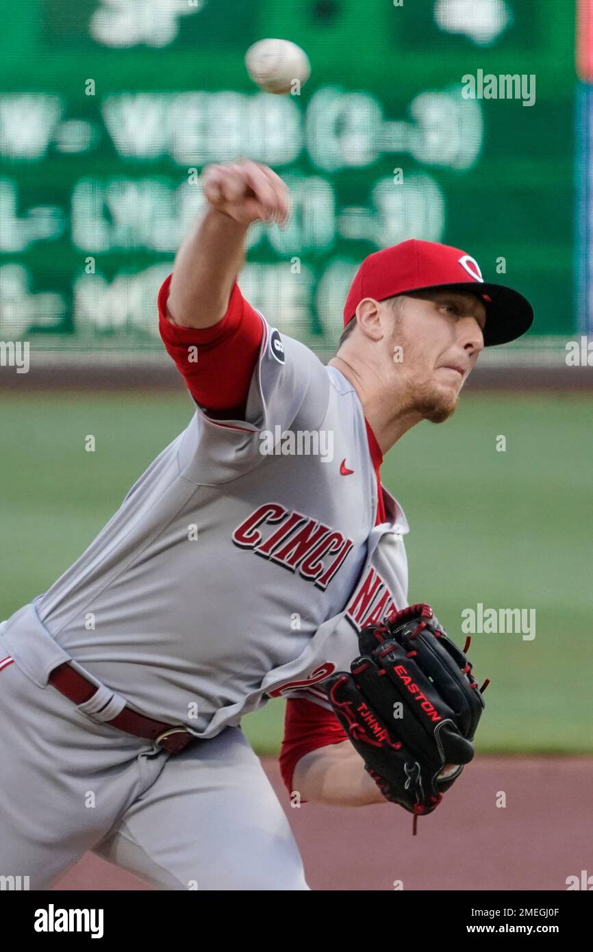 Cincinnati Reds starter Jeff Hoffman pitches against the Pittsburgh ...