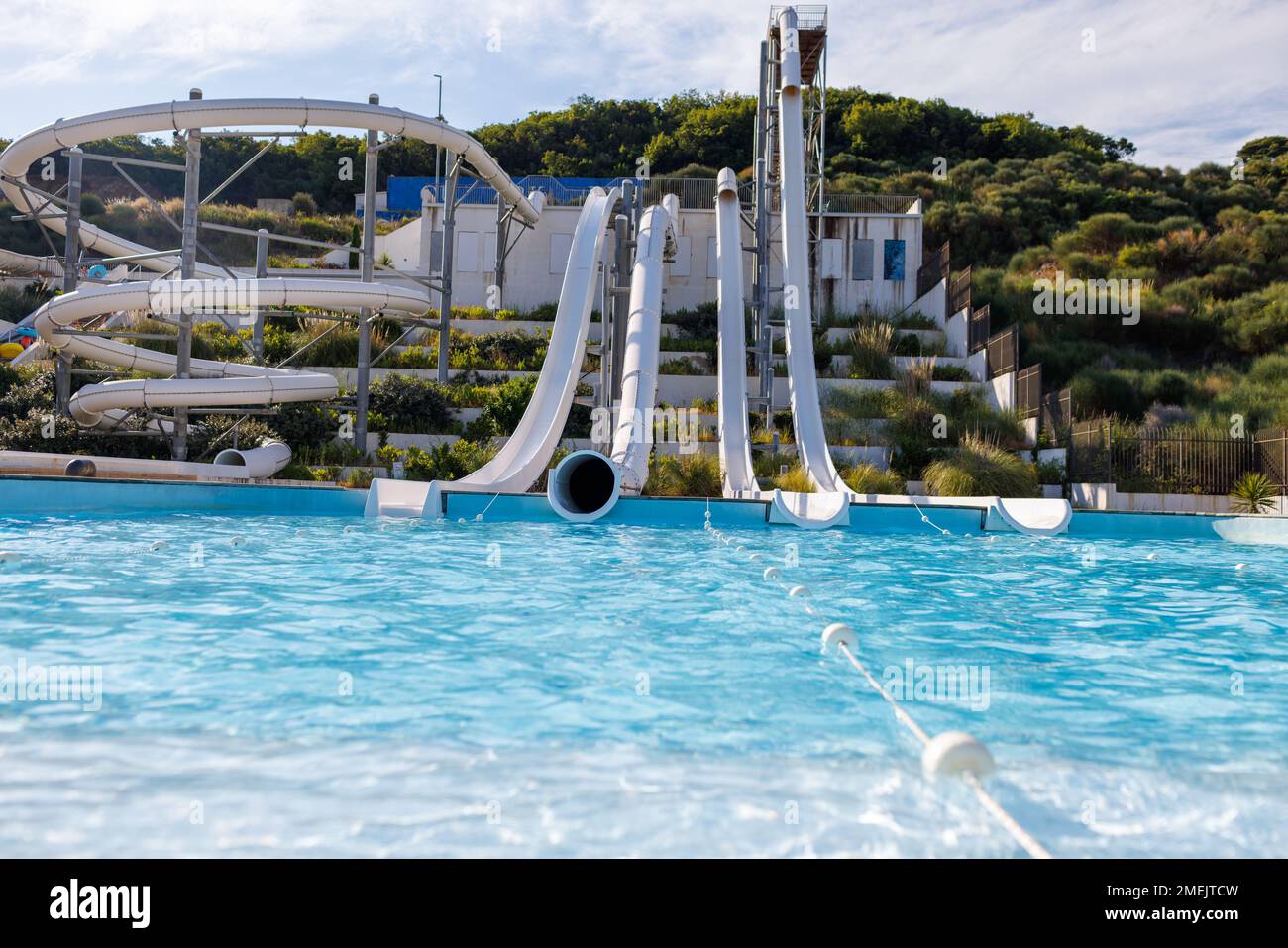 Swimming pools fun hi res stock photography and images Page 14