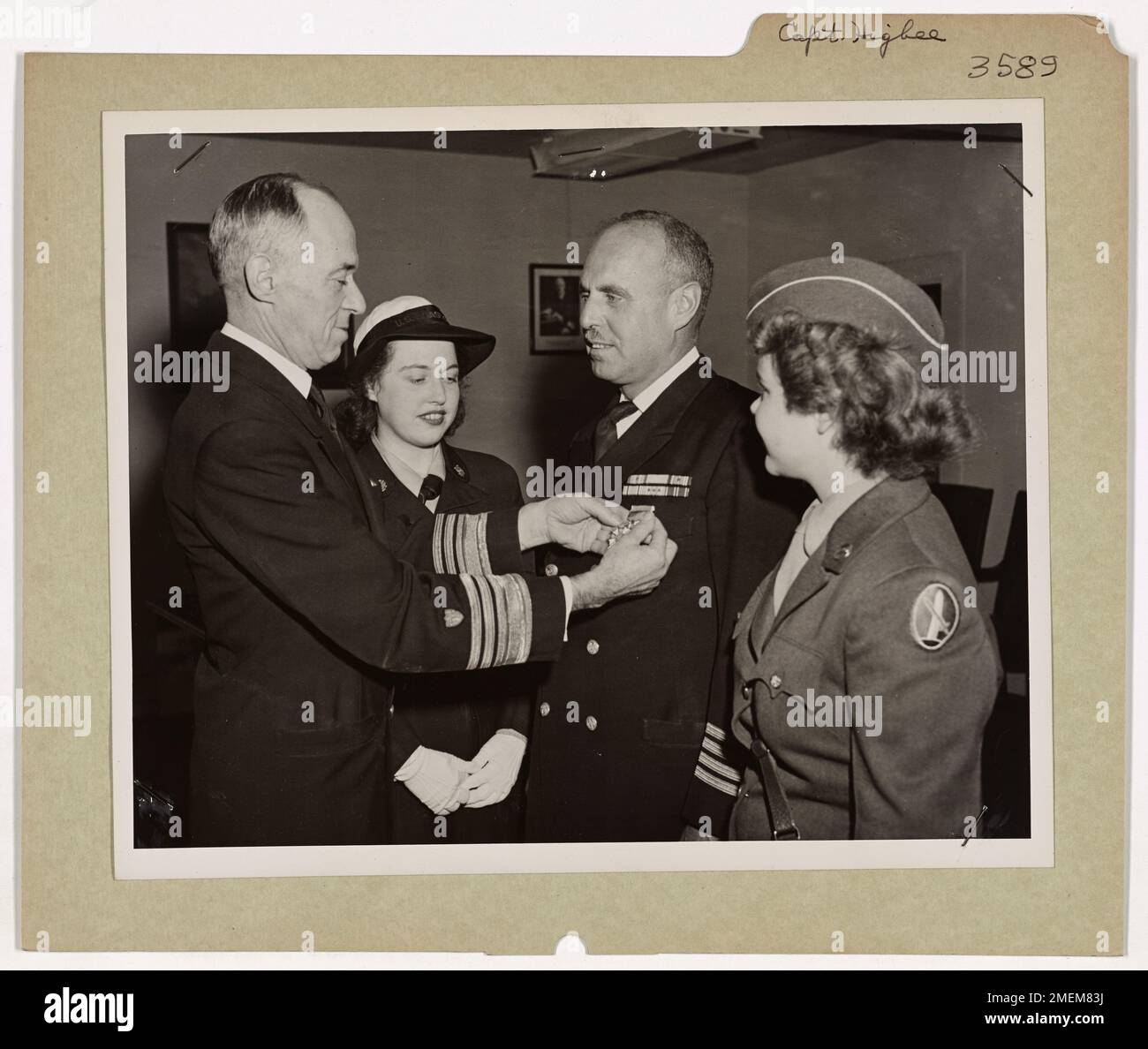 Admiral kincaid hires stock photography and images Alamy