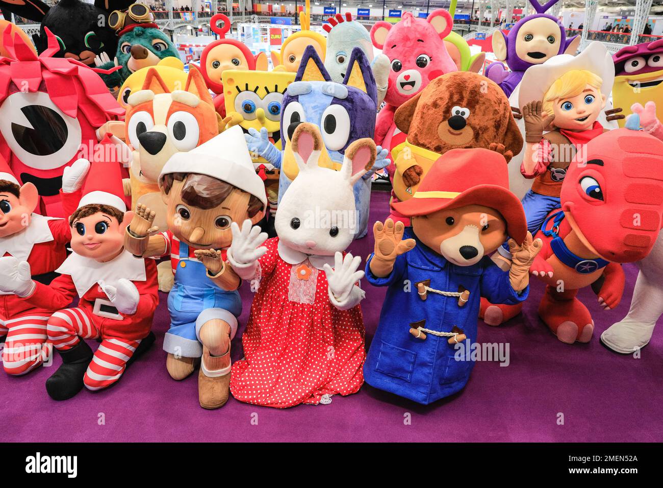 London, UK. 24th Jan, 2023. Opening photocall with the giant toy