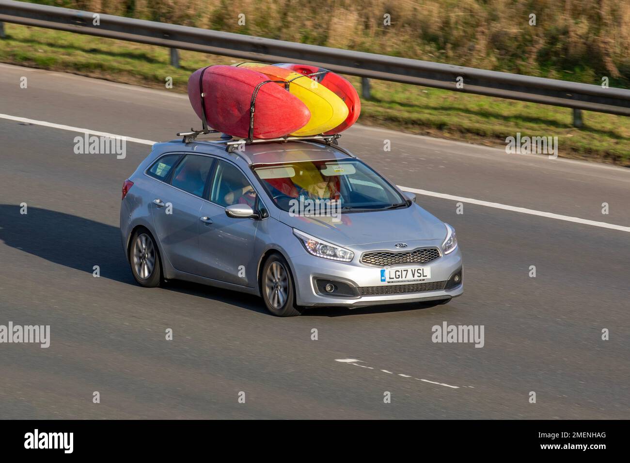 2 canoes hi-res stock photography and images - Page 2 - Alamy