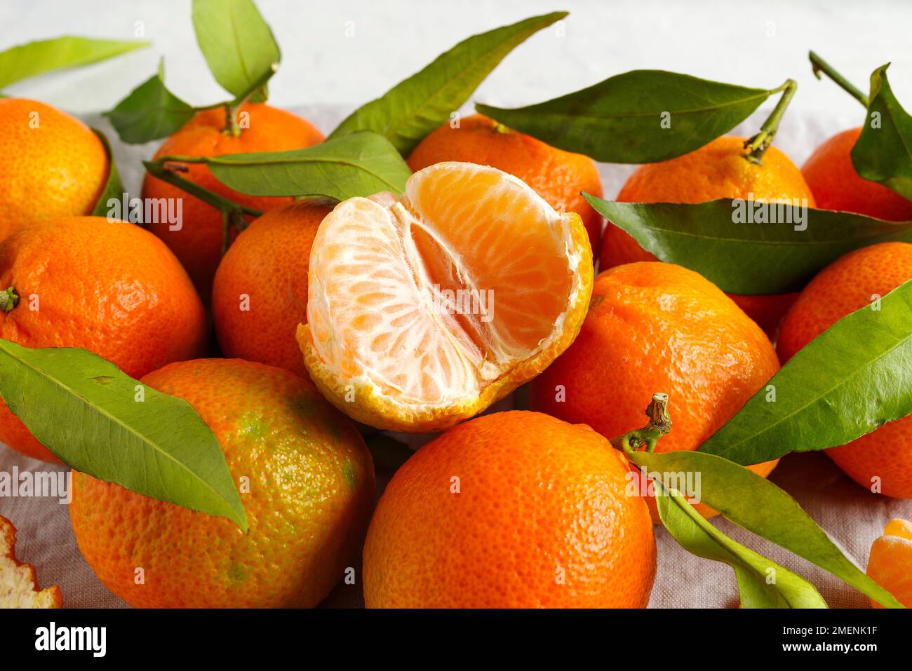 Clementine, mandarin, tangerine, fruits. Front view Stock Photo Alamy