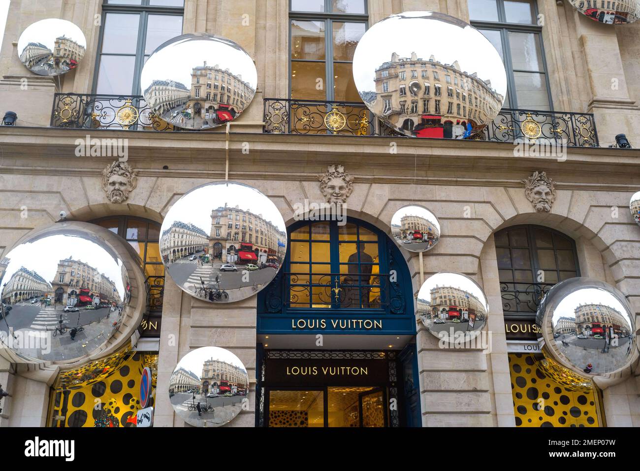 Paris, France, Louis Vuitton, LVMH Luxury CLothing Shop interior, Display Yayoi  Kusama, Designer, Modern Artist, interior design , Room, Mirrors, store  clothing store at Paris Stock Photo - Alamy