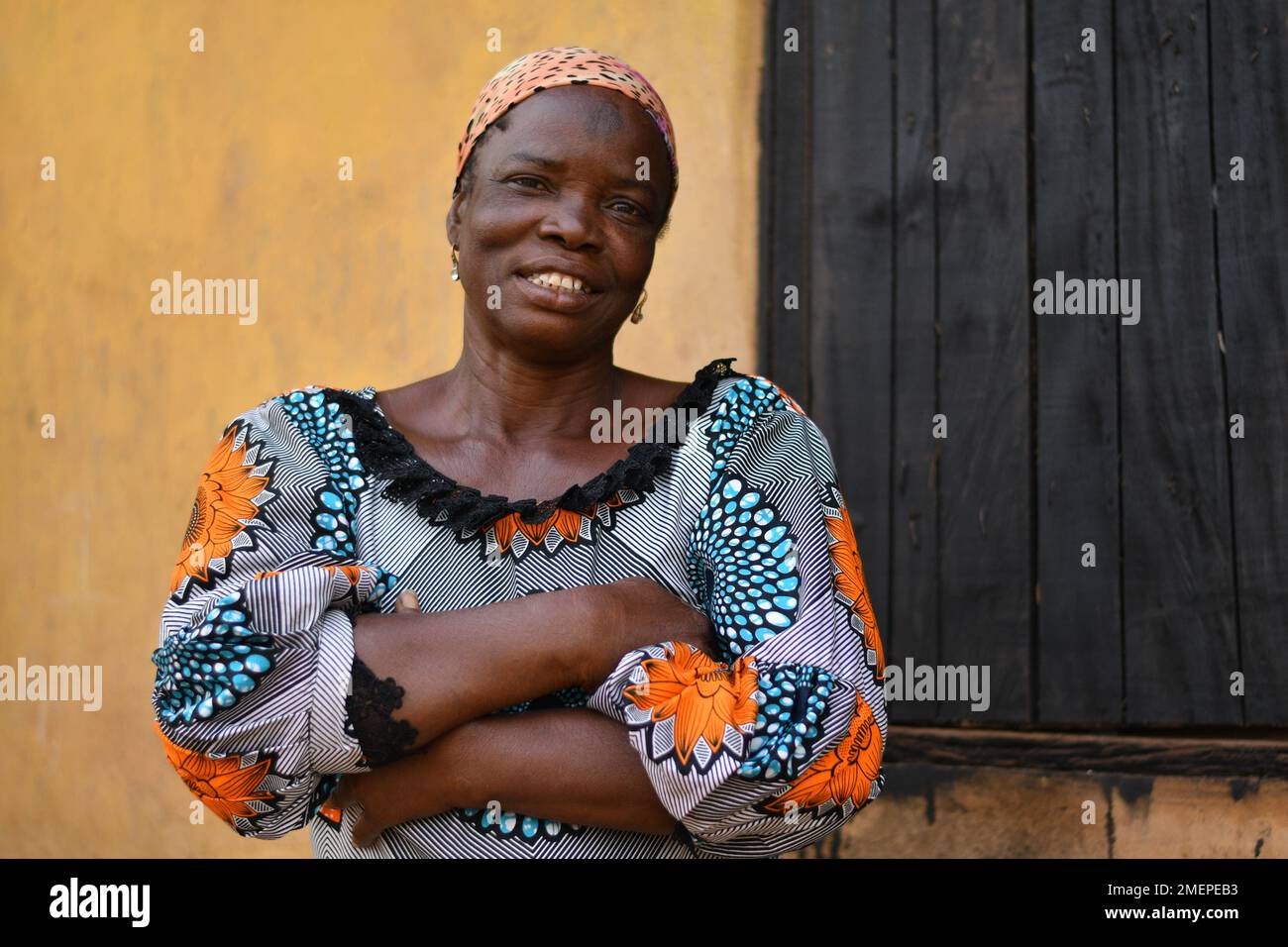 happy elderly african woman Stock Photo - Alamy