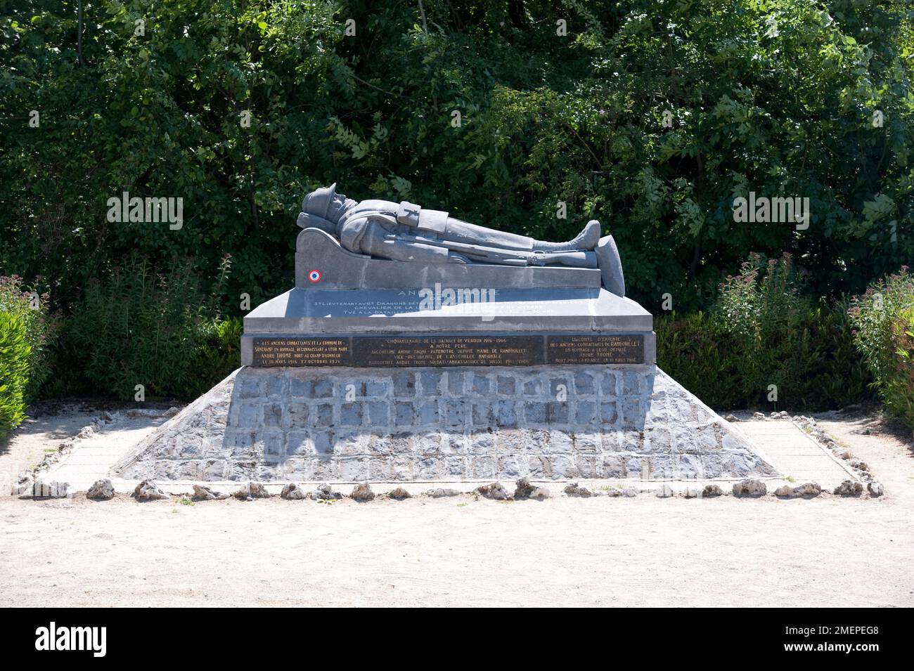 France, Lorraine, Meuse, Verdun, Douaumont Ossuary (L'ossuaire de Douaumont), dead soldier memorial at war cemetery Stock Photo