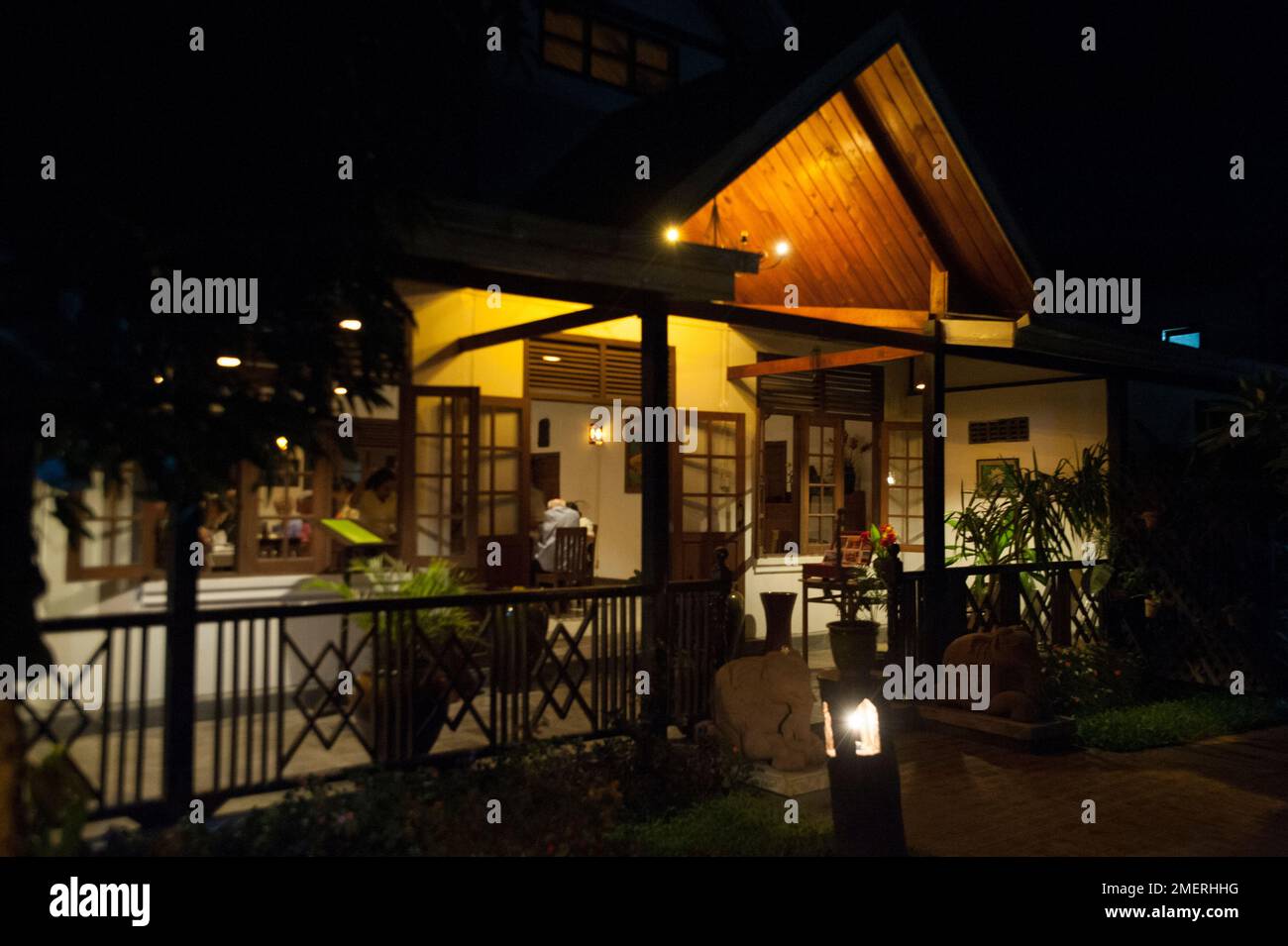 Myanmar, Eastern Burma, Inle Lake, Green Chilli restaurant Stock Photo