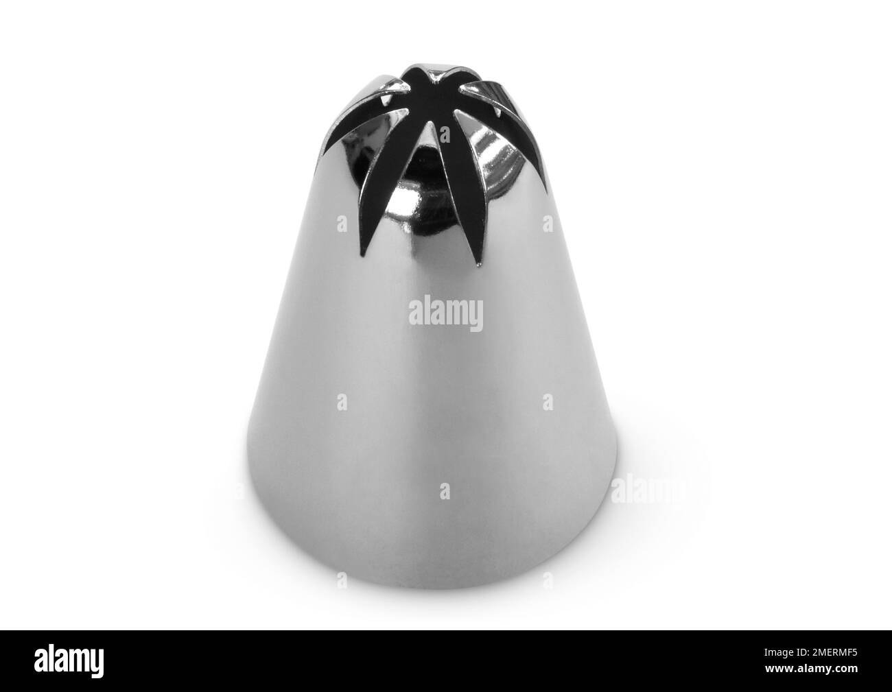 Piping nozzle, drop flower tip Stock Photo Alamy