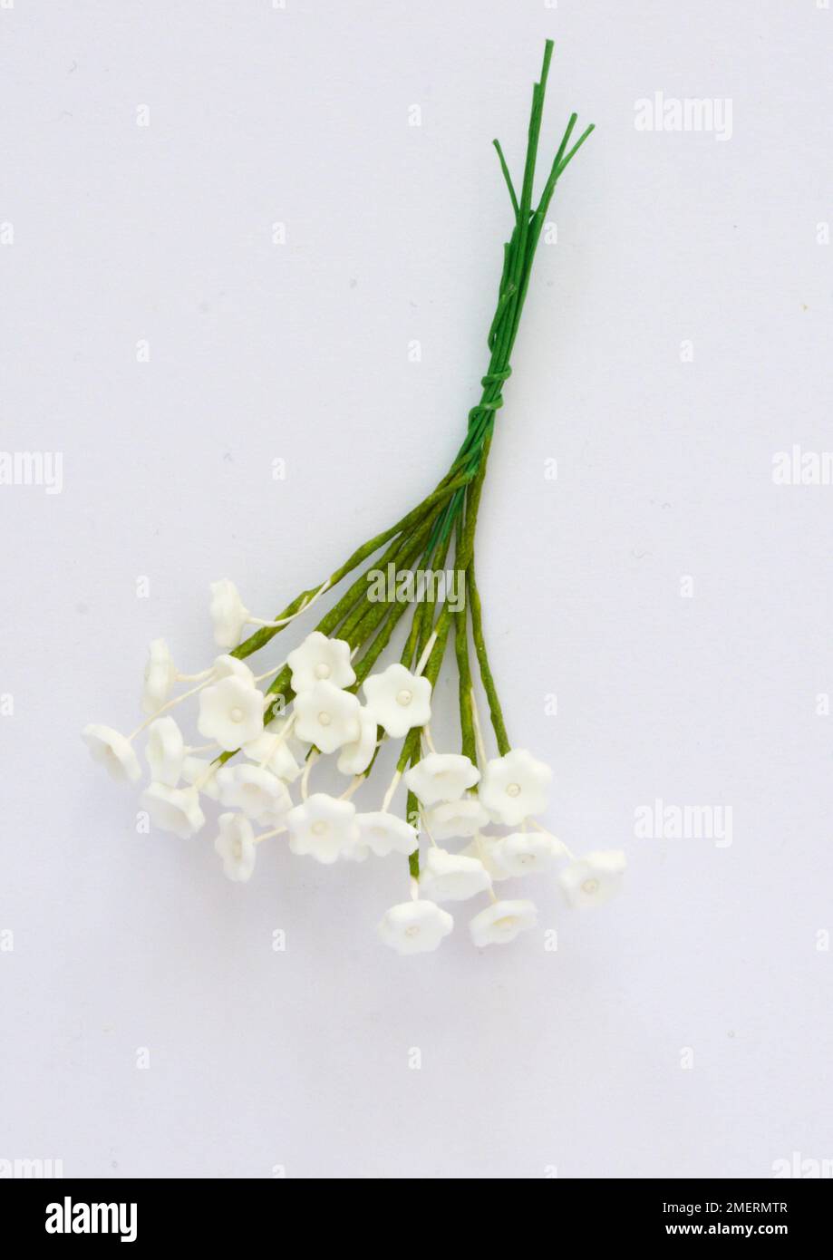 Baby's breath cake decorations, edible Stock Photo Alamy